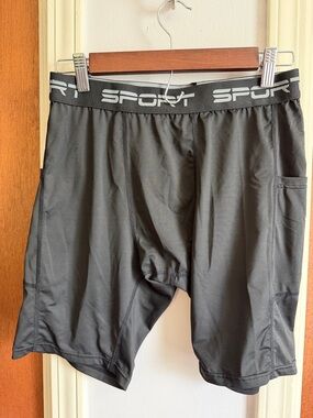 BEAST FASHION Black Menโs Athletic Shorts